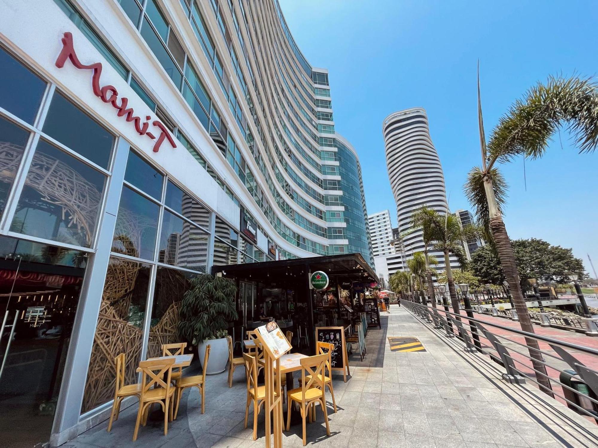 Suite Frente Al Rio En Puerto Santa Ana Riverfront Γκουαγιακίλ Εξωτερικό φωτογραφία